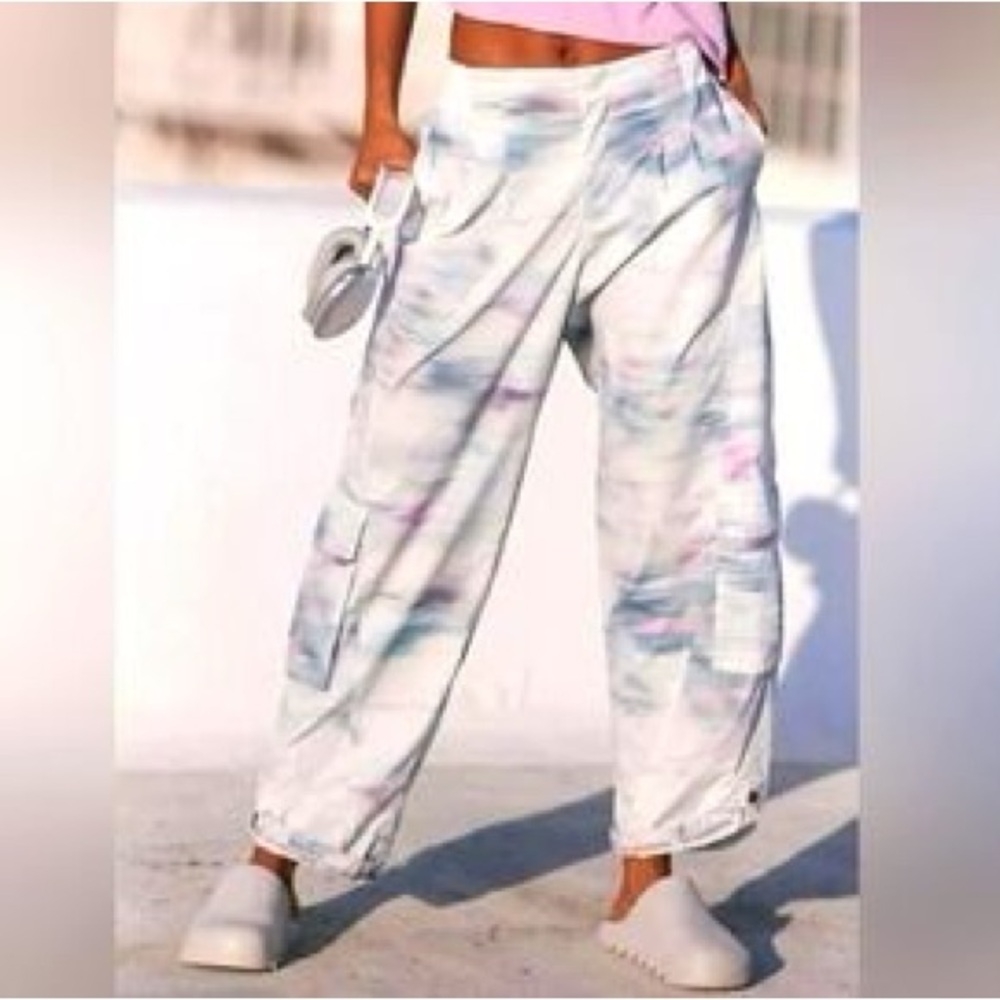 FP Movement by Free People Mesmerize Me Cargo Printed Muted Purple Pants XS